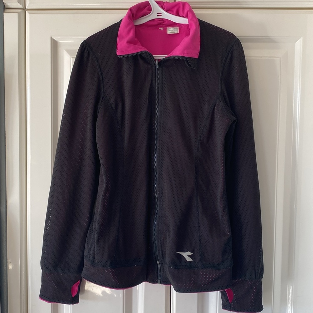 Girl’s reversible zip sweatshirt